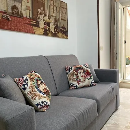 Apartment November House Cefalu