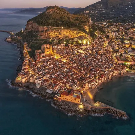 November House Apartment Cefalu