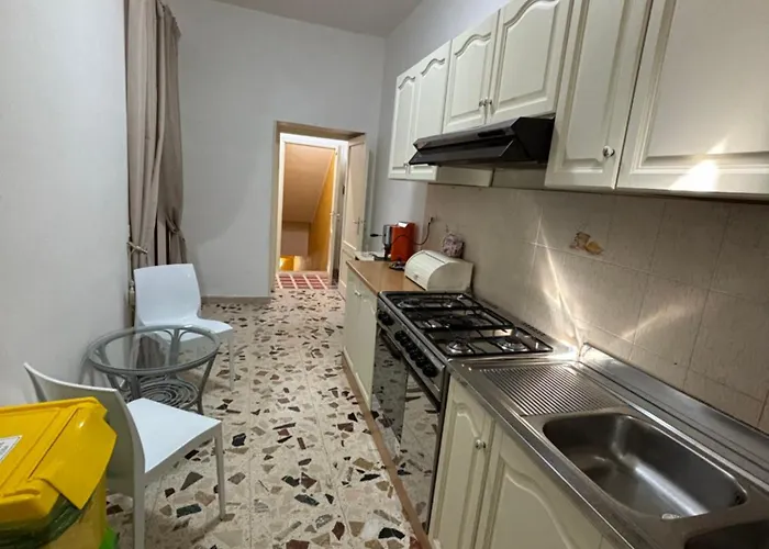 November House * Cefalù